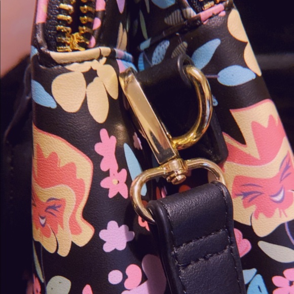Loungefly x Disney Alice in Wonderland crossbody bag - Picture 7 of 14